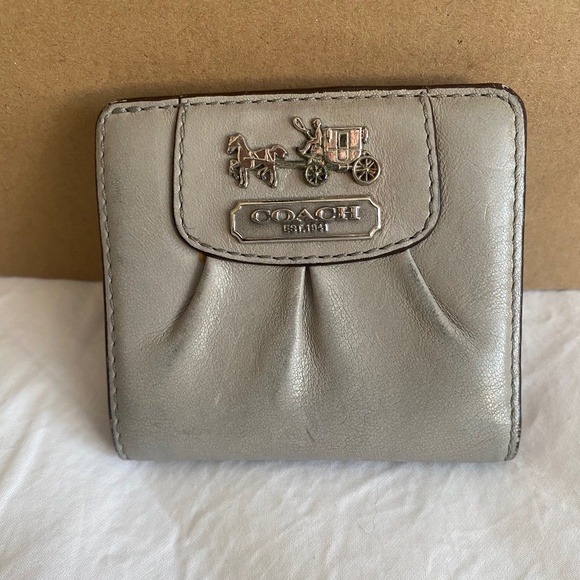 Coach Bifold Small Leather Wallet Grey - Picture 1 of 4